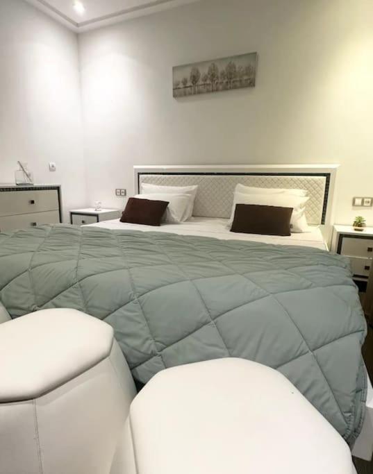 Ferienwohnung Luxurious 3 Beds Agdal Rabat Exterior foto